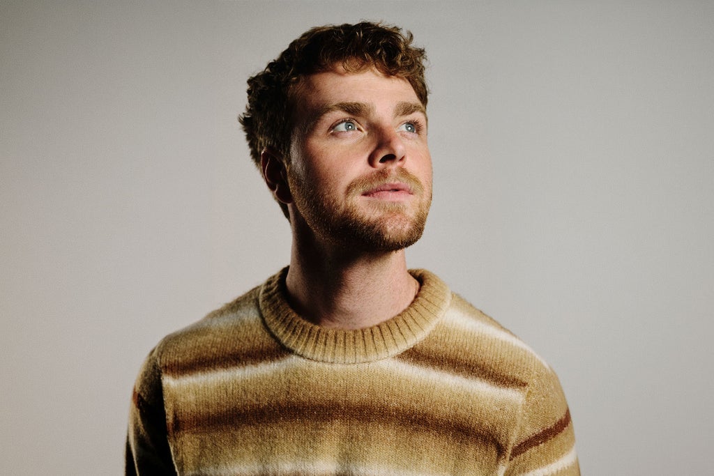 Alex Warren Presents: Little Orphan Alex Live