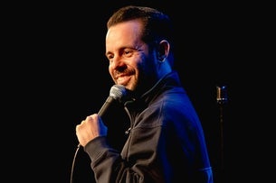 Chris Andrade: M.U.T.A.R (en Español)