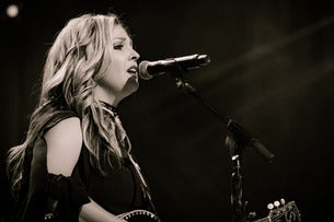 Sunny Sweeney