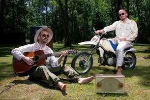bad tuner x Gilligan Moss with Special Guest warner case