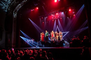 A Magical Cirque Christmas (Touring)