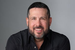 Steve Treviño
