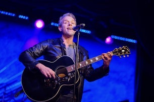 Adam Pascal