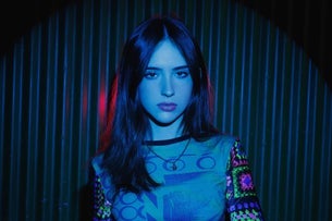 Gabriela Bee