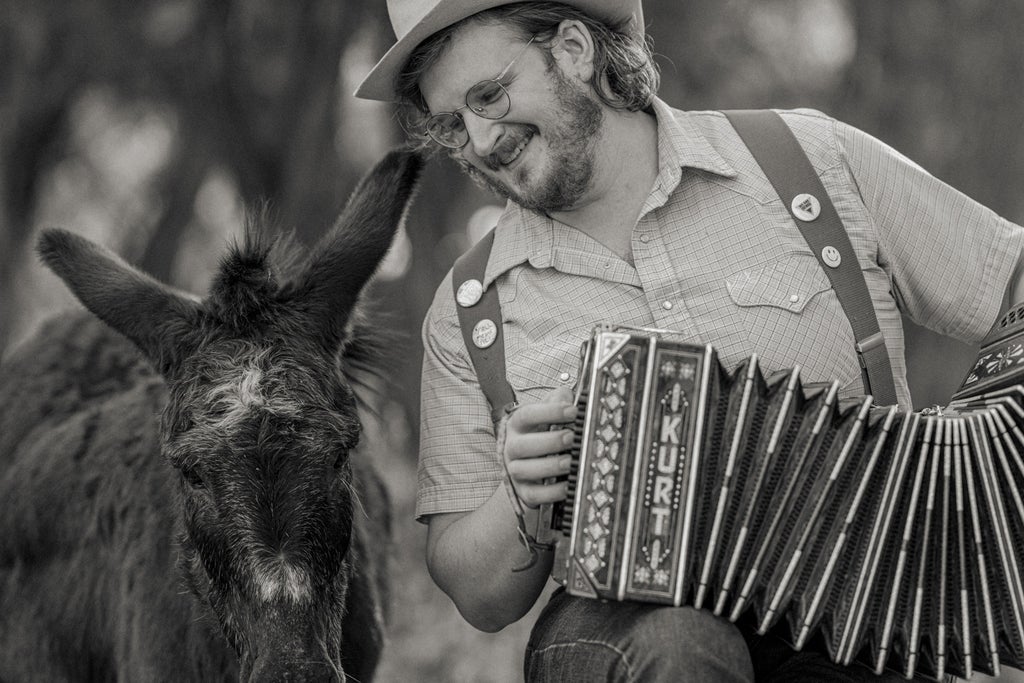 Willi Carlisle "Winged Victory Tour" w/ Special Guest Olive Klug