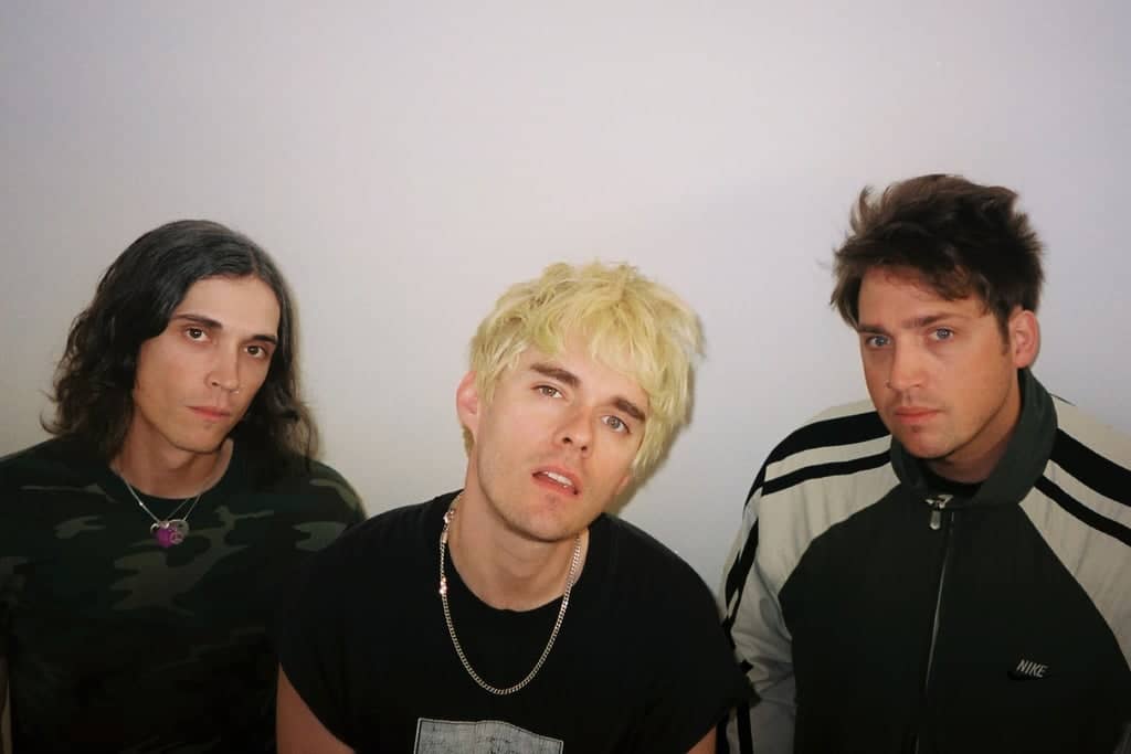 WATERPARKS - THE (ALMOST) NO BARRICADE TOUR