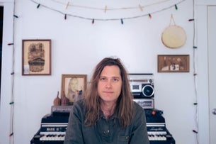 Fruit Bats, Minor Moon