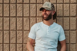 Exit 33:  Nick Hickman, Chasing Neon & More