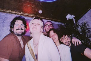 Dátela Darling w/ Looi, Bad Therapist