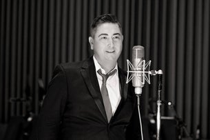 From England to New England: Paul Hughes Celebrates The Rat Pack  