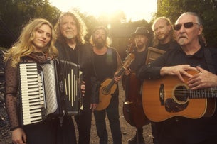 Robert Plant's Saving Grace feat. Suzi Dian