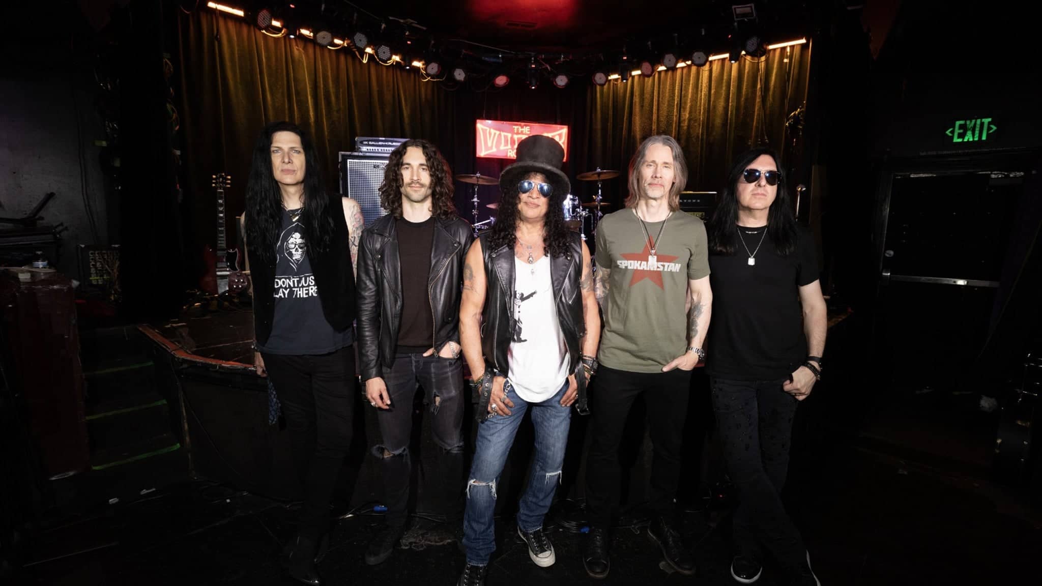 Slash featuring Myles Kennedy and The Conspirators