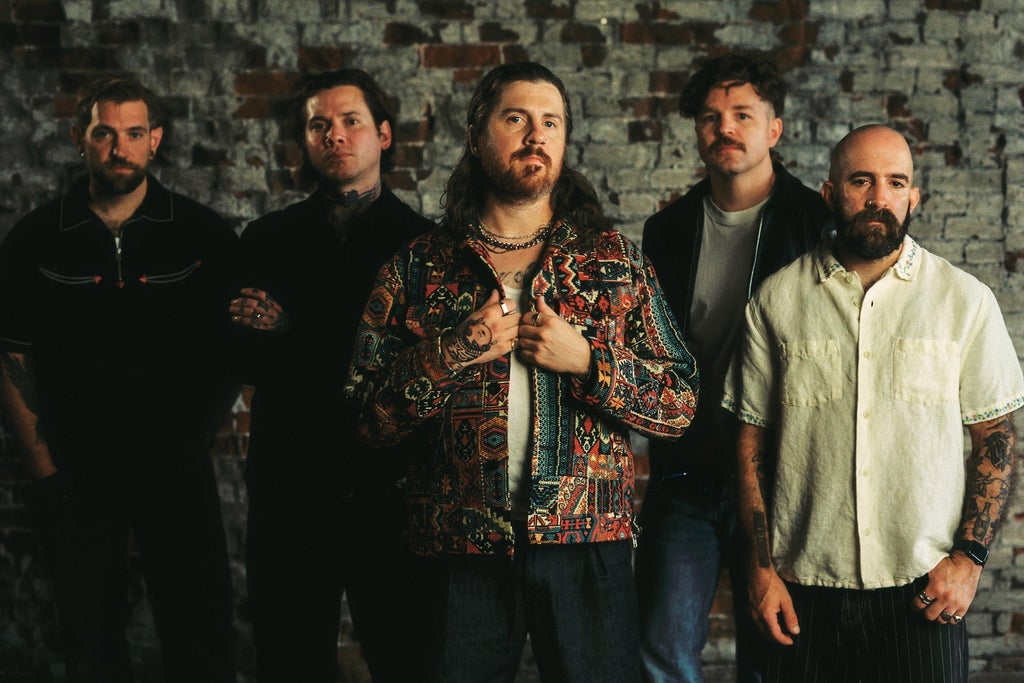 THE DEVIL WEARS PRADA: FLOWERS TOUR