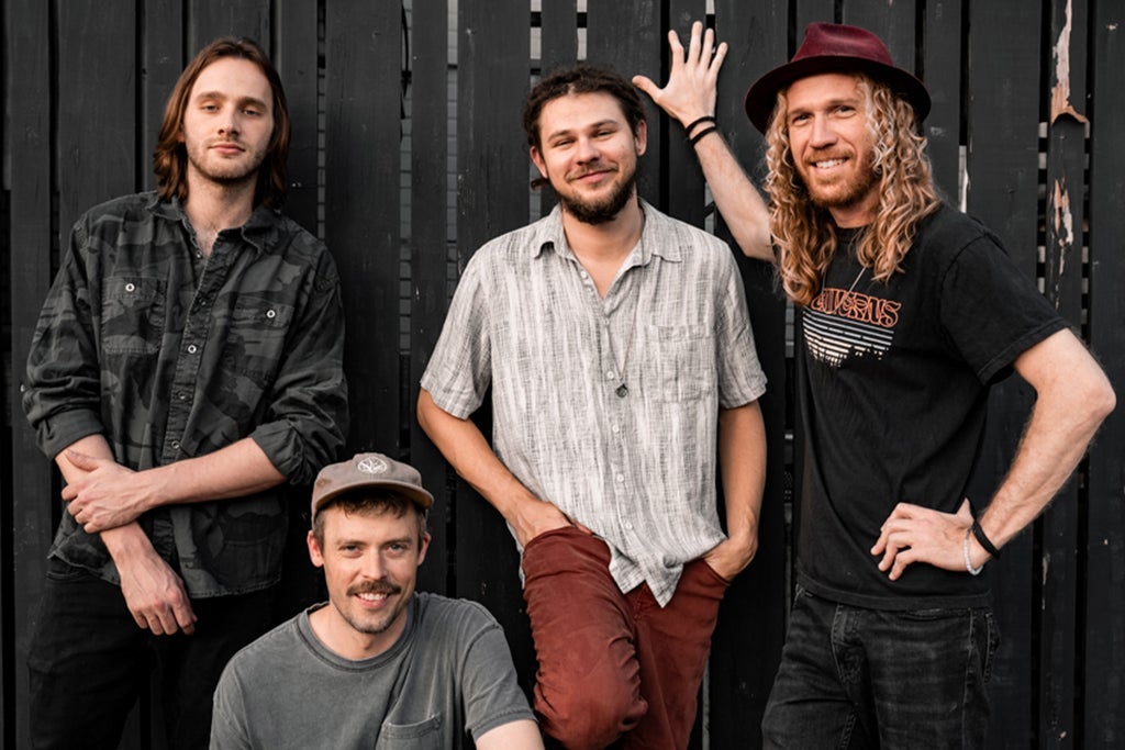 Dizgo + Hot Brown Smackdown